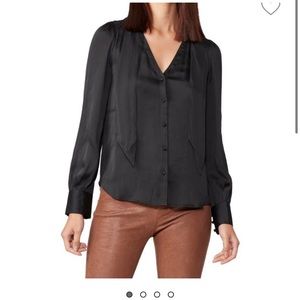 Paige silk blouse cleobelle L